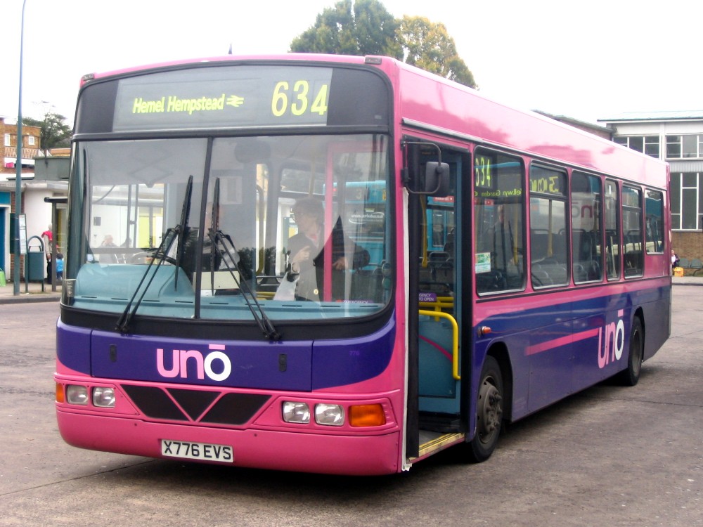 uno-776-r634-hh-2...-francis-2259b99.jpg